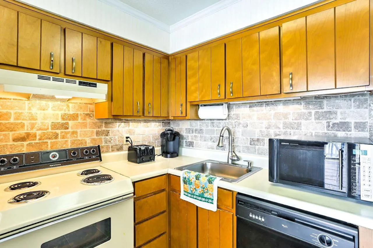 Pcb Condo With Pool And Grill Access - Walk To Beach! Panama City Beach Apartment