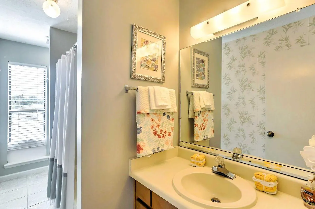 Pcb Condo With Pool And Grill Access - Walk To Beach! Panama City Beach Apartment